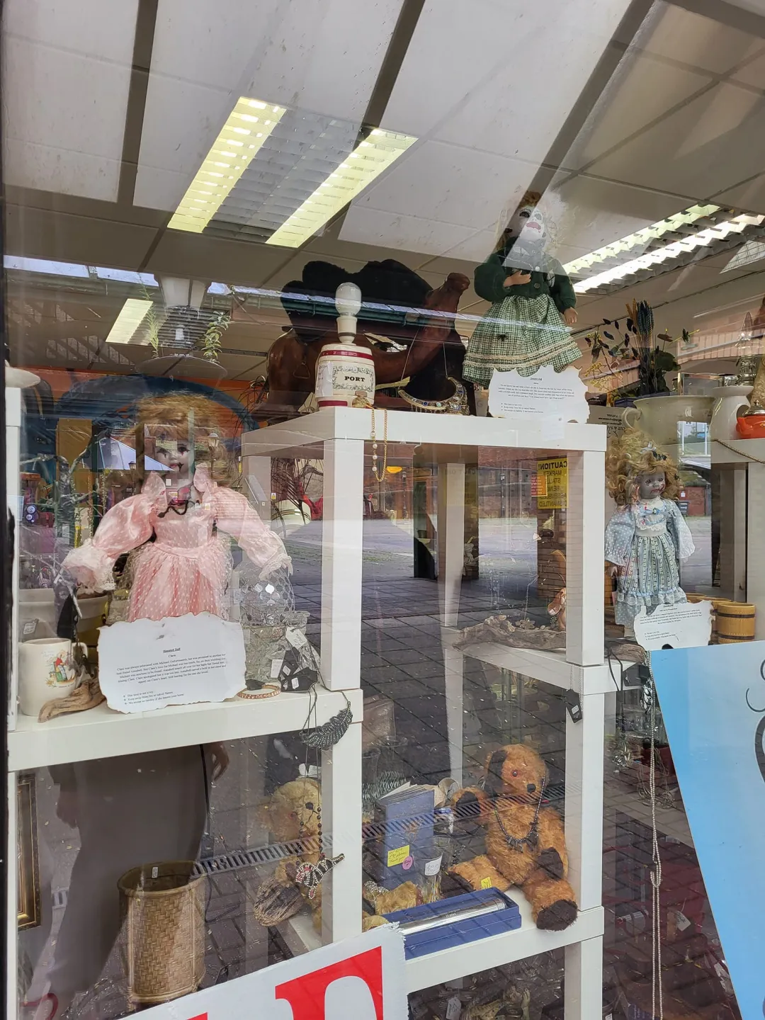 Photo from Jayne's Baby Bank (main page), 30 Sep 2024: Blackwood shop is haunted by creepy dolls! £10 each please fundraising is ringfenced for a baby food foodbank shop These are not toys We acc