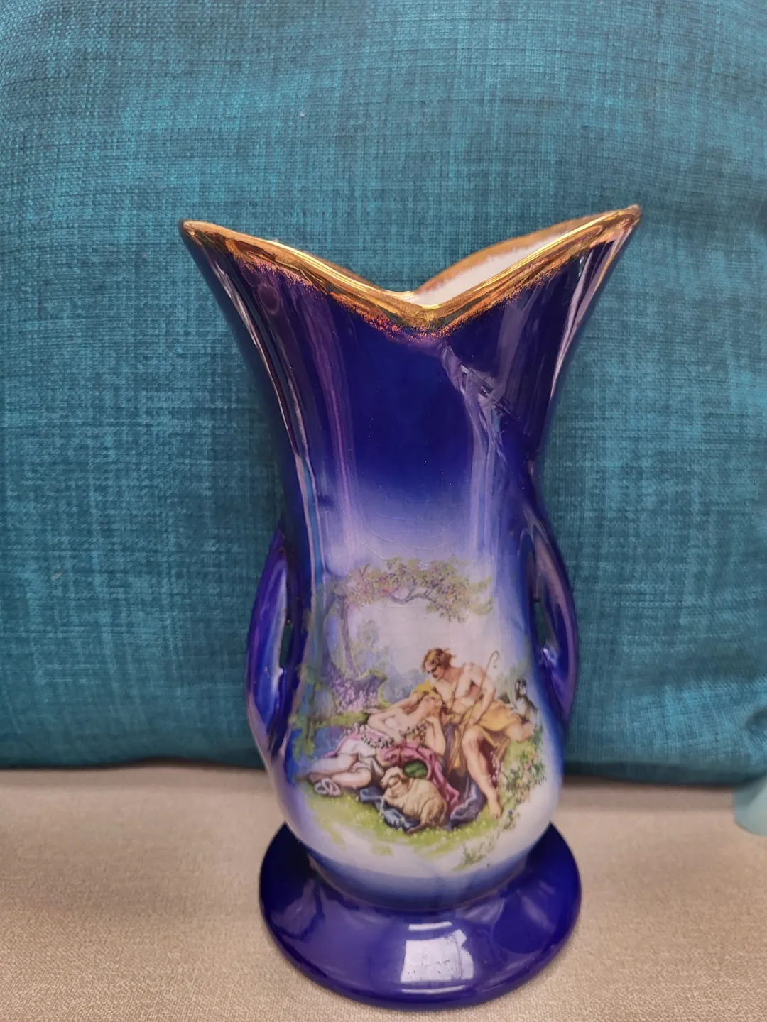 Photo from Jayne's Baby Bank (main page), 18 May 2024: VASE INPERIAL STAFFORDSHIRE POTTERY ENGLAND, TULIP SHAPE BLUE £15 please Donation Centre