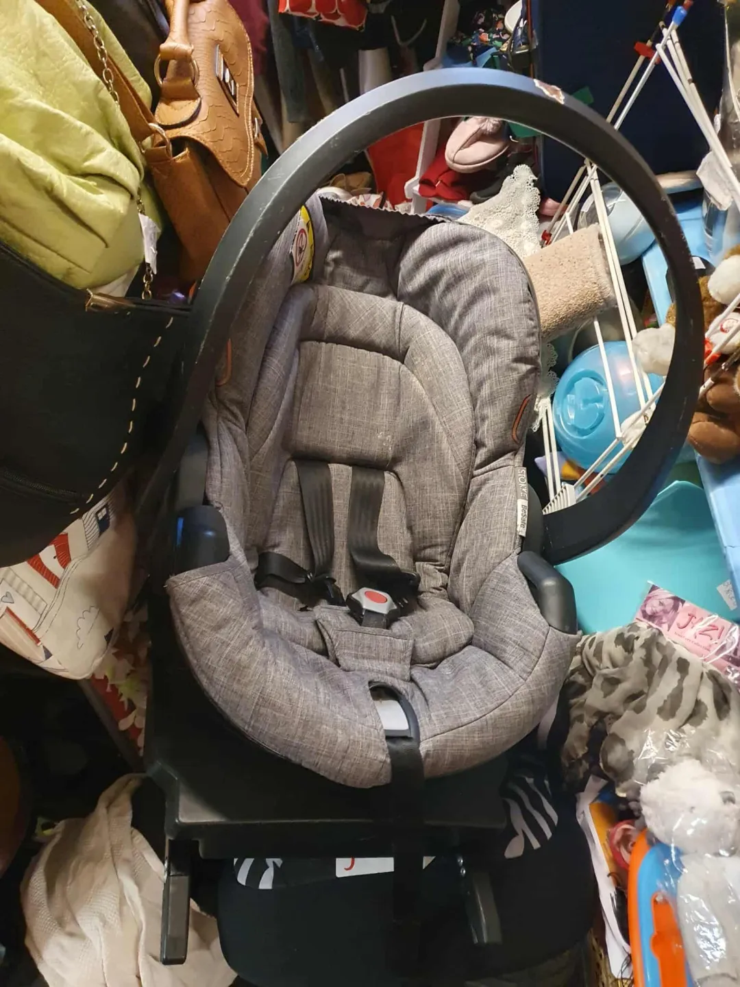 Photo from Jayne's Baby Bank (main page), 16 Oct 2025: £10 if gone today . We have a few car seats in ranging from £10 - £45, Pontypool shop