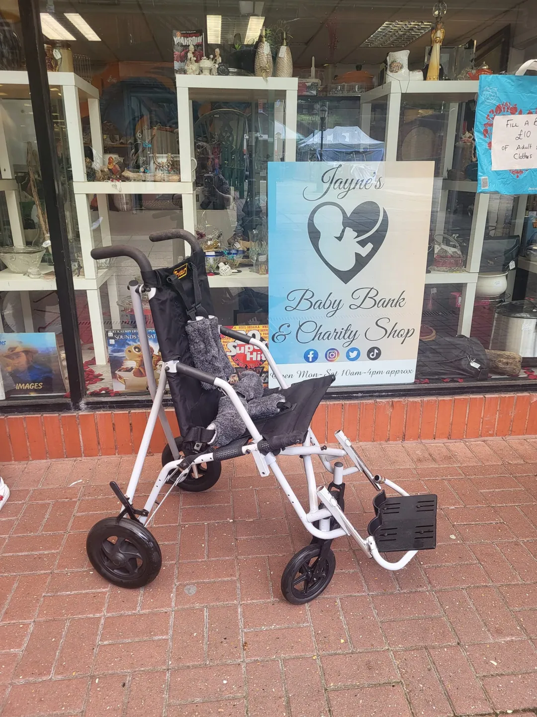 Photo from Jayne's Baby Bank (main page), 30 Jul 2024: All available today at the donation centre all half price to followers. Card and contactless only - we can not hold or deliver 50% off the p