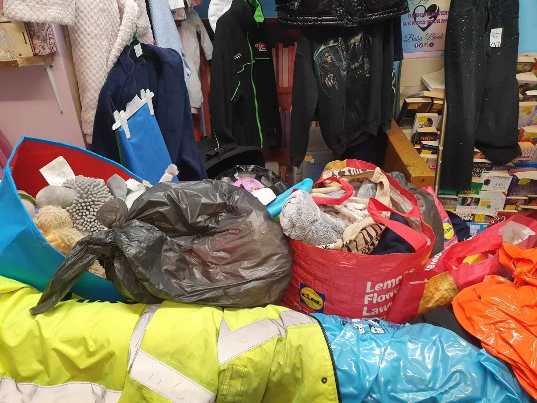 Photo from Jayne's Baby Bank (main page), 3 Jan 2025: ✅️♻️🌎🍼🌏 wtf! You crazy recyclers 👏👏👏👏👏👏👏👏 Well done guys - We will make sure it gets to the right people.