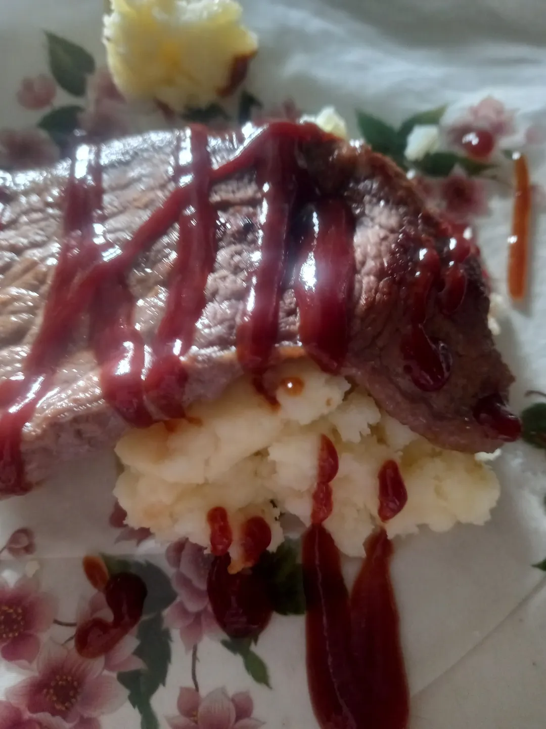 Photo from Jayne's Baby Bank (main page), 23 Mar 2026: Garlic and butter mash with pink himalayan sea salt and steak with bbq sauce and tomarto chuntney.
