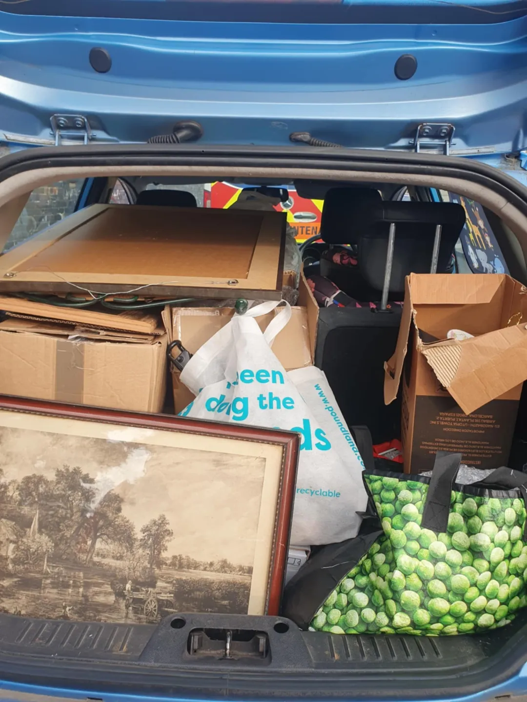 Photo from Jayne's Baby Bank (main page), 22 May 2025: Another market place joblot that was for sale that has been donated to us for fundraising- thank you so much ❤️ ♻️🌏🍼