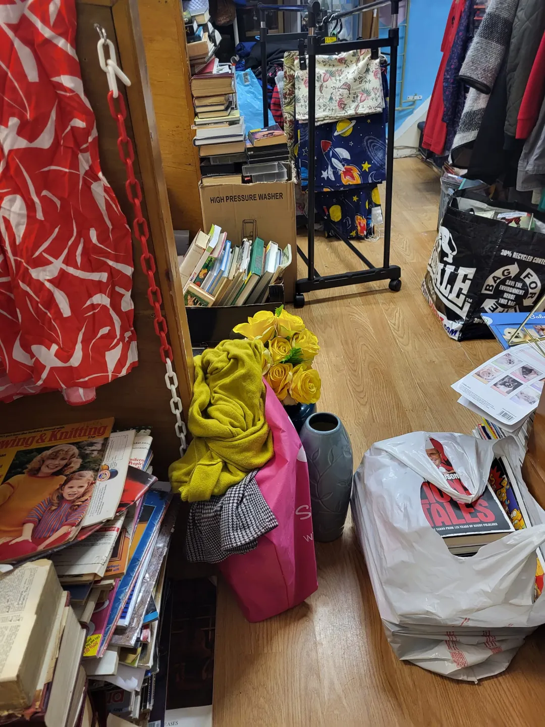 Photo from Jayne's Baby Bank (main page), 23 Sep 2024: Donations this morning 🌄 thank you
