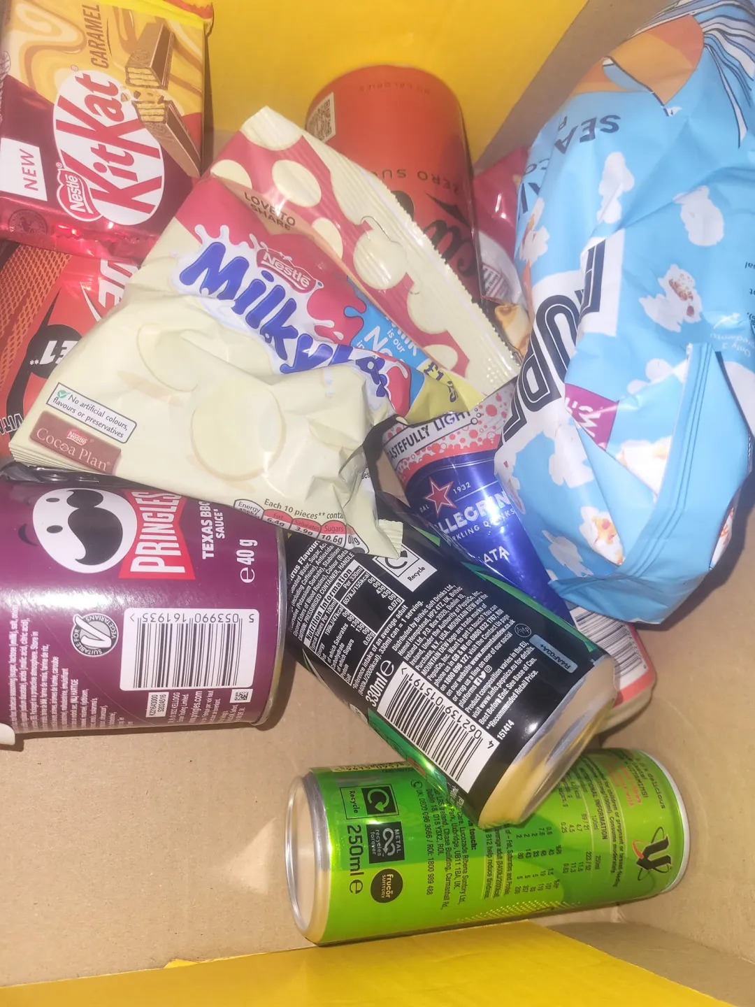 Photo from Jayne's Baby Bank (main page), 23 Jul 2024: We have been donated sample boxes for the volunteers