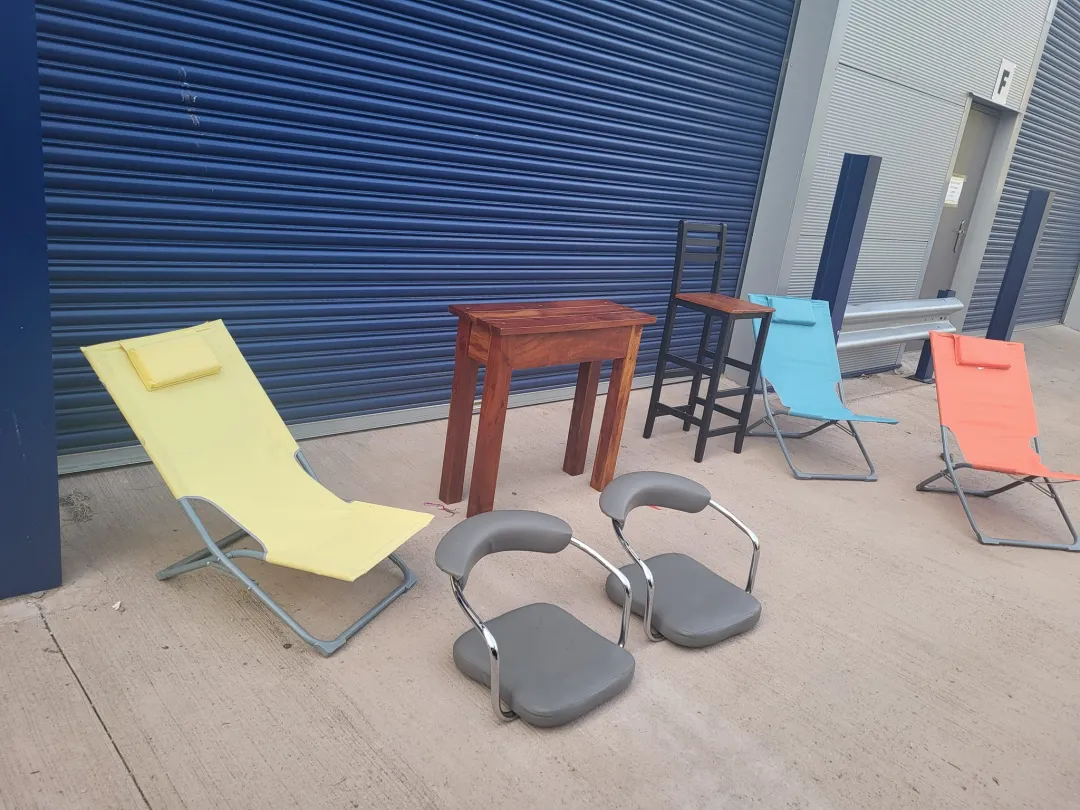 Photo from Jayne's Baby Bank (main page), 3 Jun 2024: Items donated tonight for fundraising Play sets £5 each please Thomas playset parts £10 please (no tracking sorry) Kitchen £30 please Table 