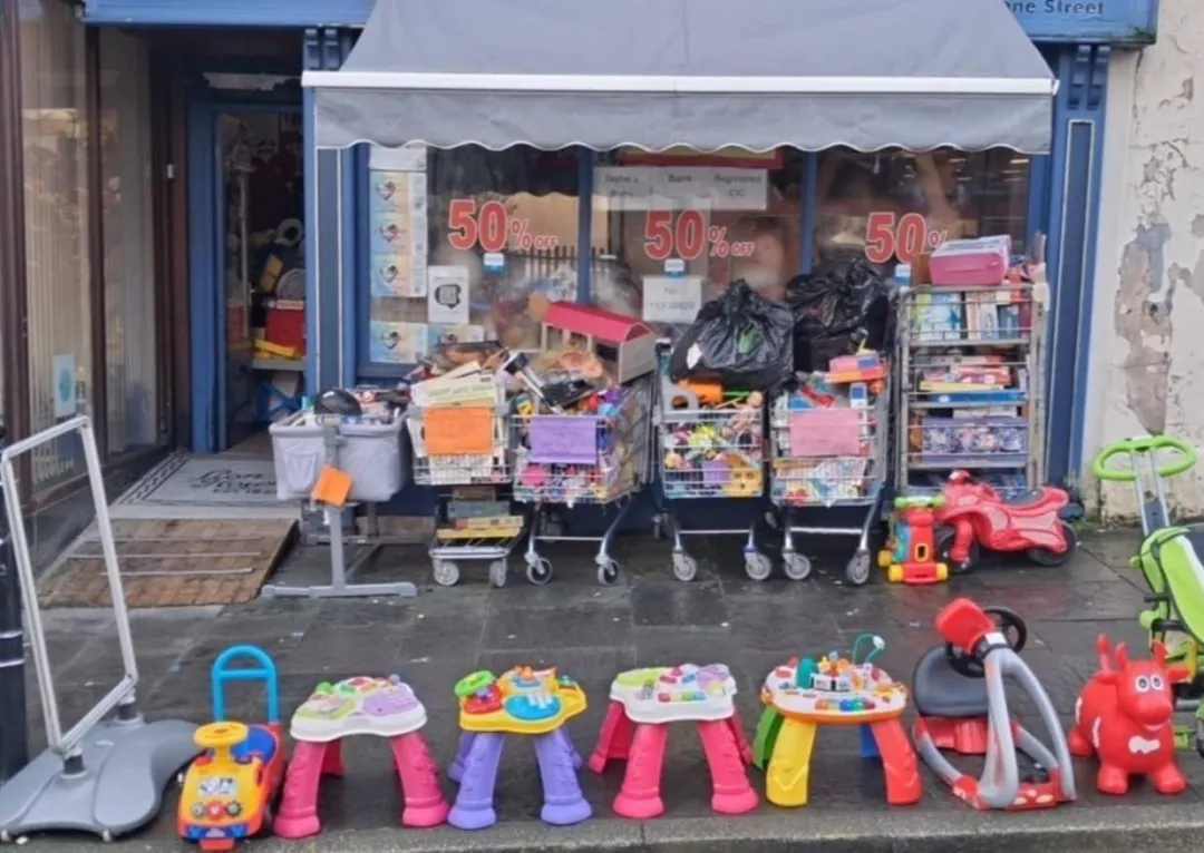 Photo from Jayne's Baby Bank (main page), 14 Dec 2025: Pontypool shop open (until 2pm) and the secret shed! Pop in for a bargain!
