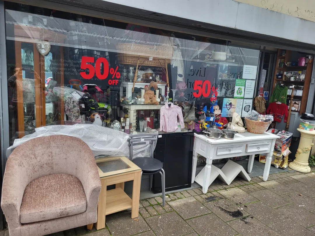 Photo from Jayne's Baby Bank (main page), 7 Oct 2025: Chair £10 if gone today Table £10 if gone today Pair of chairs £10 if gone today Consort table £45 please TV £45 please Caerphilly shop. We 
