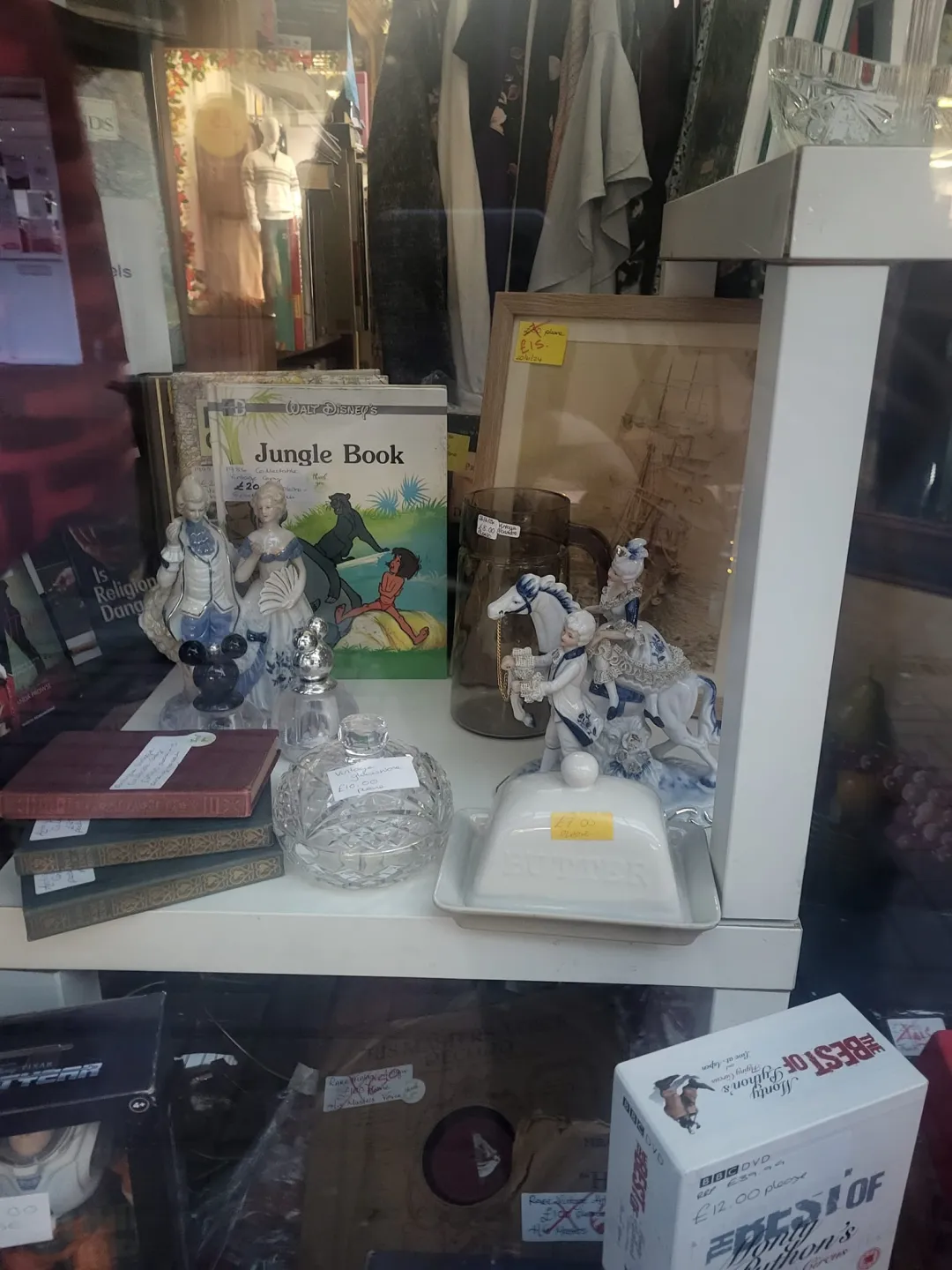 Photo from Jayne's Baby Bank (main page), 9 Dec 2024: 75% discount Blackwood shop tomorrow we can not hold items with or without payment. Card or contactless only we do not take cash payments.