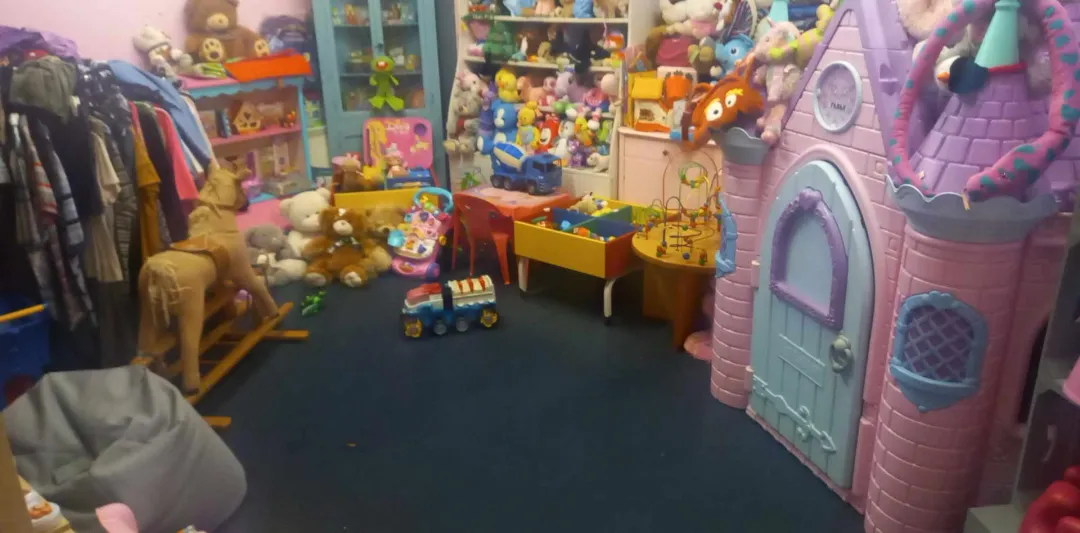Photo from Jayne's Baby Bank (main page), 25 Jan 2024: Thank you our new Pontypool team l! We have struck gold with volunteers over there again I think! Thank you Jude, Steven, Sammy plus her lit