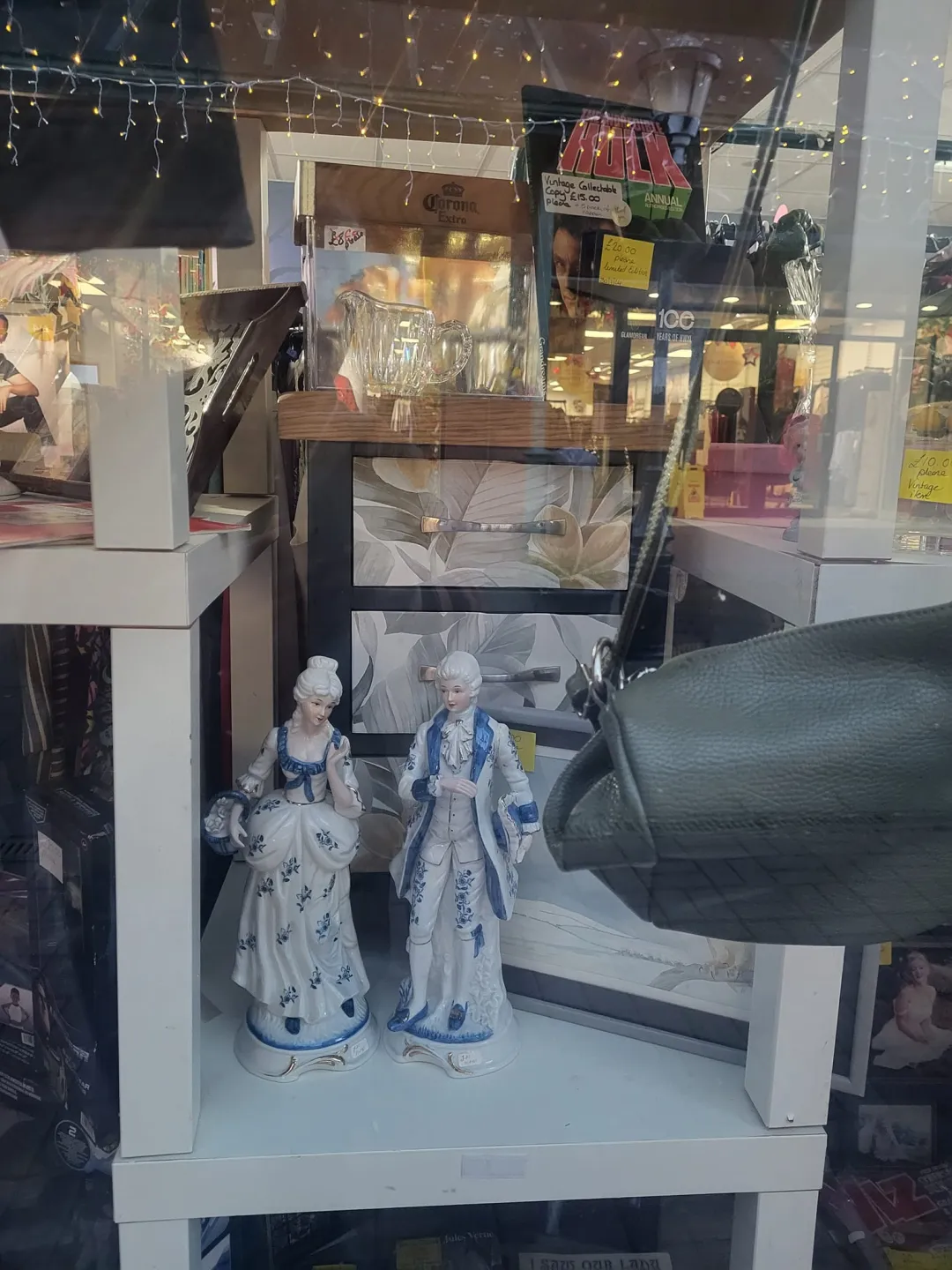 Photo from Jayne's Baby Bank (main page), 5 Dec 2024: Blackwood shop open Friday and Saturday 9 - 4 approx . We put all our designer and collectable and vintage items in Blackwood Shop. If you l