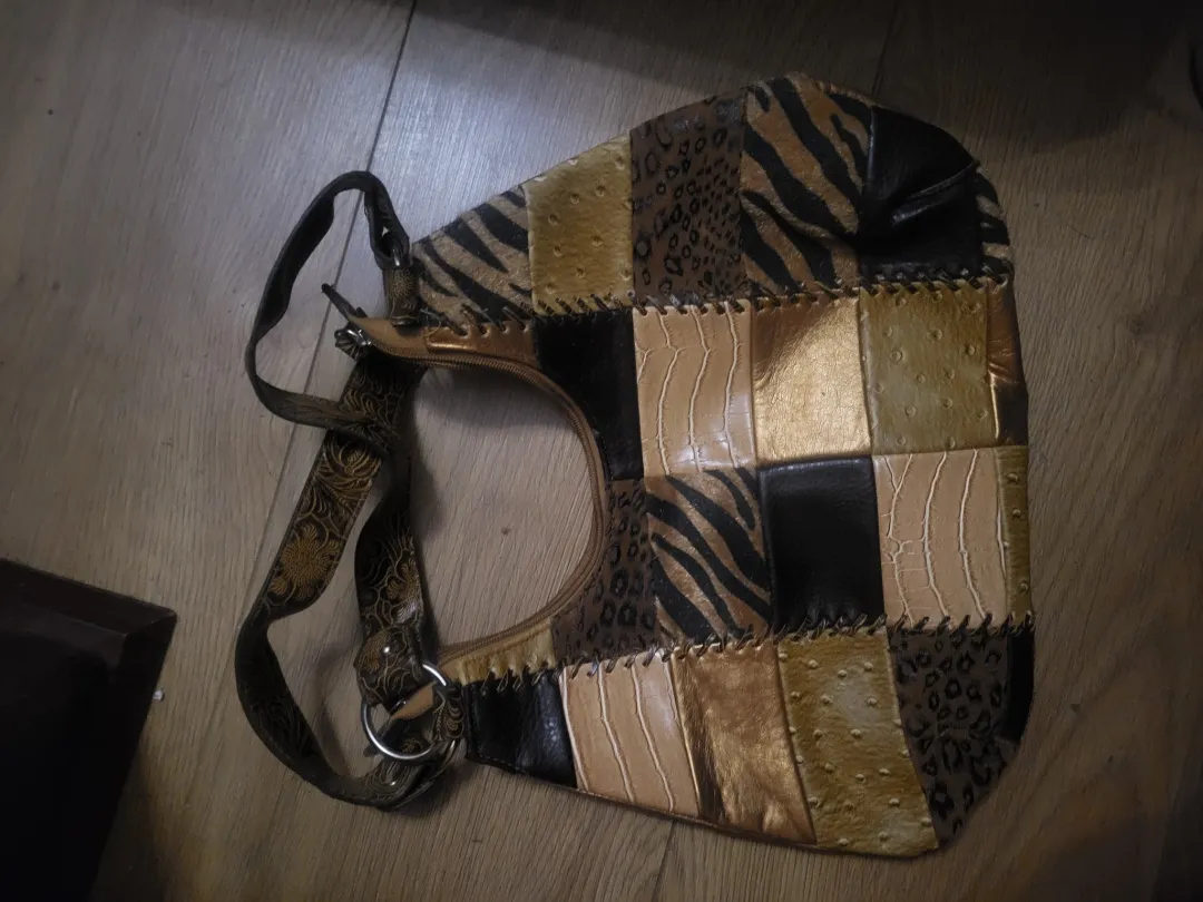 Photo from Jayne's Baby Bank (main page), 11 Jan 2026: Bags all £4.50 please Np12 We can post for extra postage