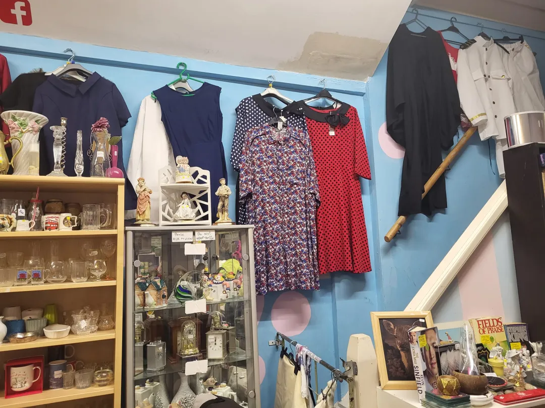 Photo from Jayne's Baby Bank (main page), 13 Jul 2024: Items available tonight 50% off Fill a bag for £10 adults £2 clothes