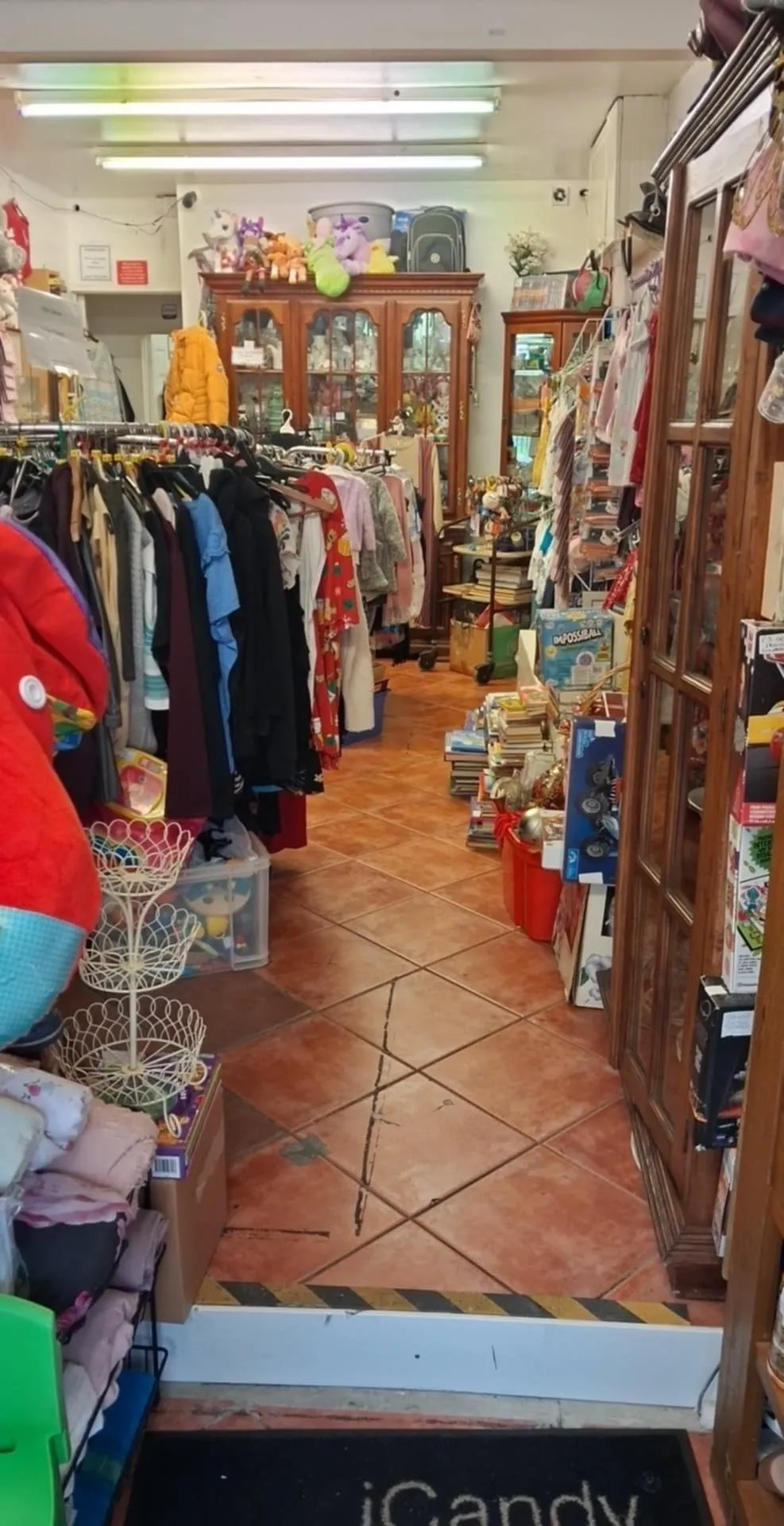Photo from Jayne's Baby Bank (main page), 1 Sep 2025: RISCA ROO open until 330pm today guys all 50% off