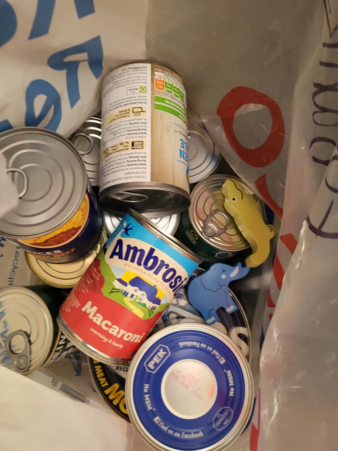 Photo from Jayne's Baby Bank (main page), 14 Jan 2024: Donations this morning for our foodbank