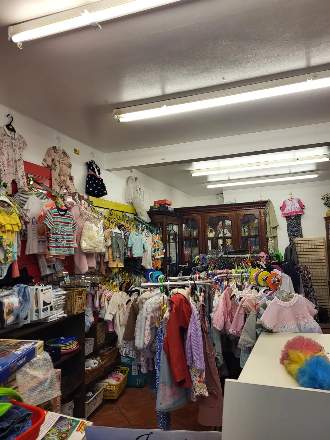 Photo from Jayne's Baby Bank (main page), 17 Dec 2023: RISCA SHOP 68 Tredegar St, Risca, Newport NP11 6BW