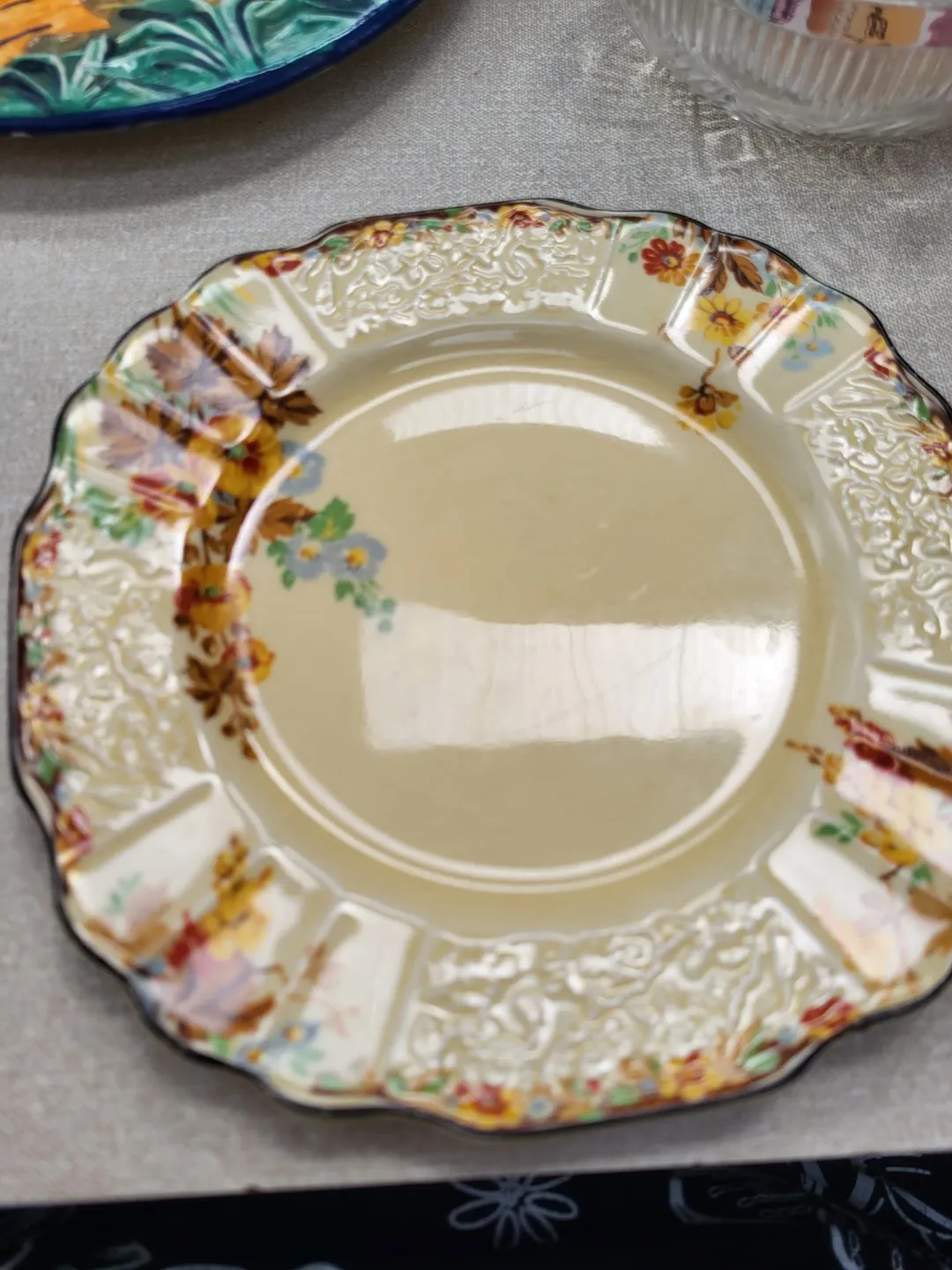 Photo from Jayne's Baby Bank (main page), 9 May 2024: Vintage Myott cake plate £10 please Donation centre