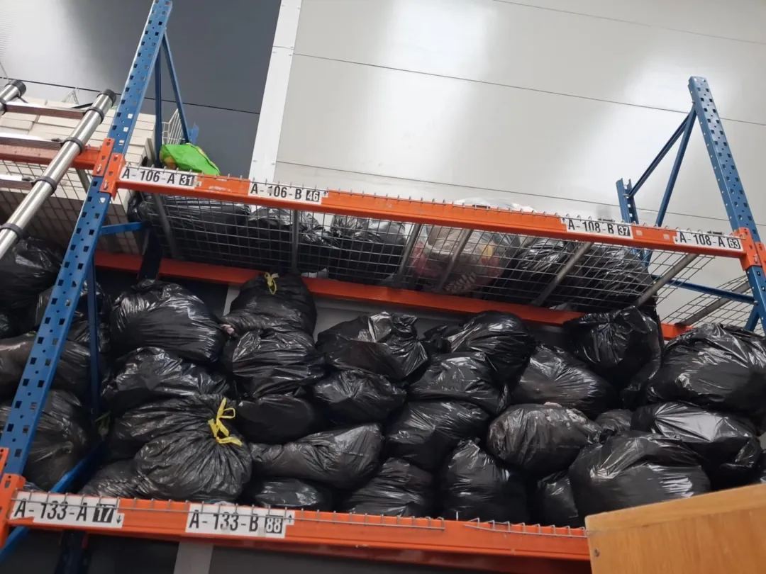 Photo from Jayne's Baby Bank (main page), 1 Jan 2026: 150 bags approx Dan has thrown on the racking today all designer, vintage sport, football shirt and Boutique wear - thank you so much