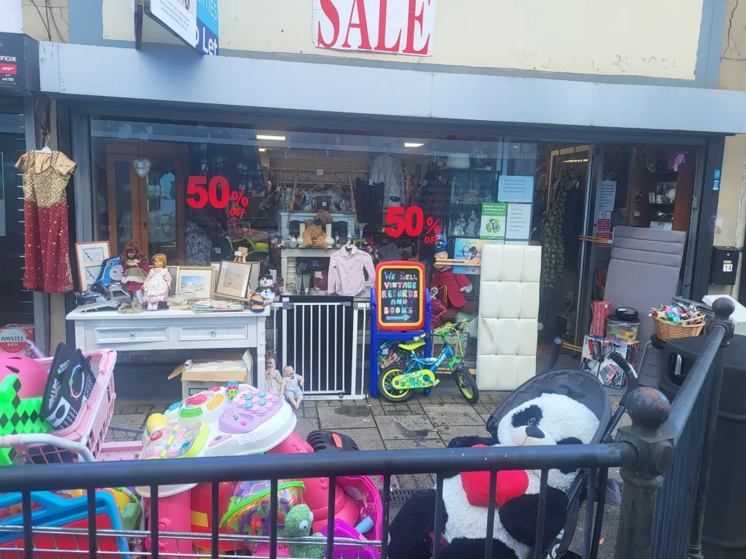 Photo from Jayne's Baby Bank (main page), 29 Sep 2025: Pop into our shops today guys 75% off most items , extra 10% off if you are an over 60s, plus if you are a good customer/donator I've told t