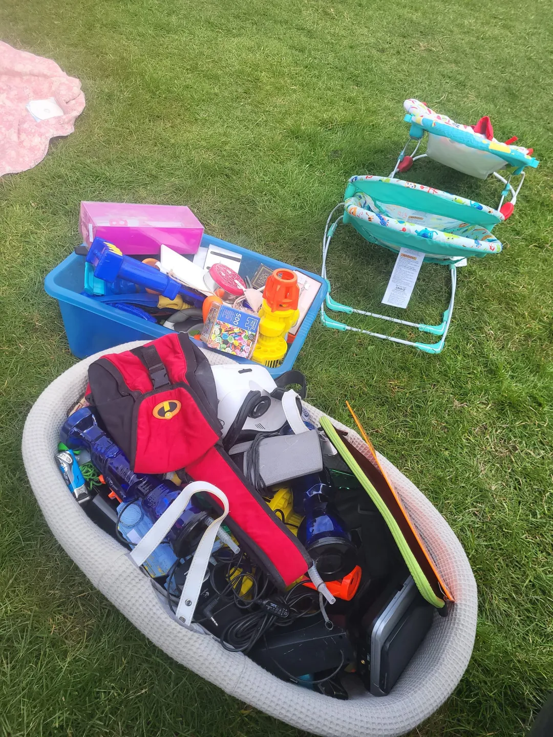 Photo from Jayne's Baby Bank (main page), 21 Apr 2024: We have had a good day fundraising! Pontypool team made £42.50 and we made £62.52 ! We met some new friends who also donated what they didn'