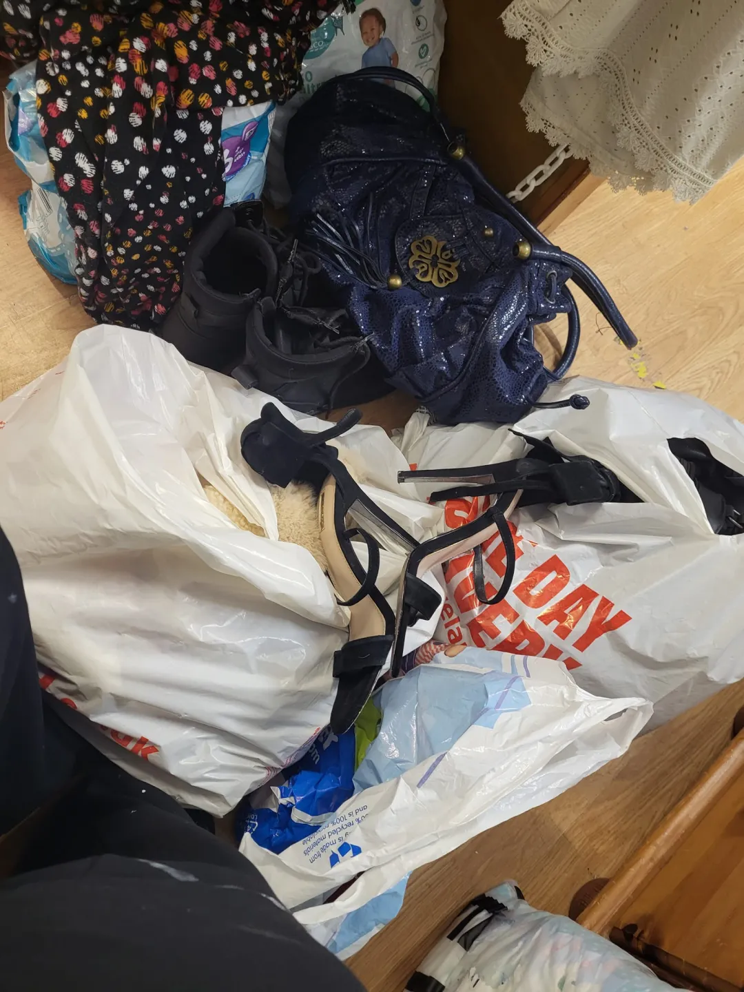Photo from Jayne's Baby Bank (main page), 10 Sep 2024: Donations - thank you everyone ♻️