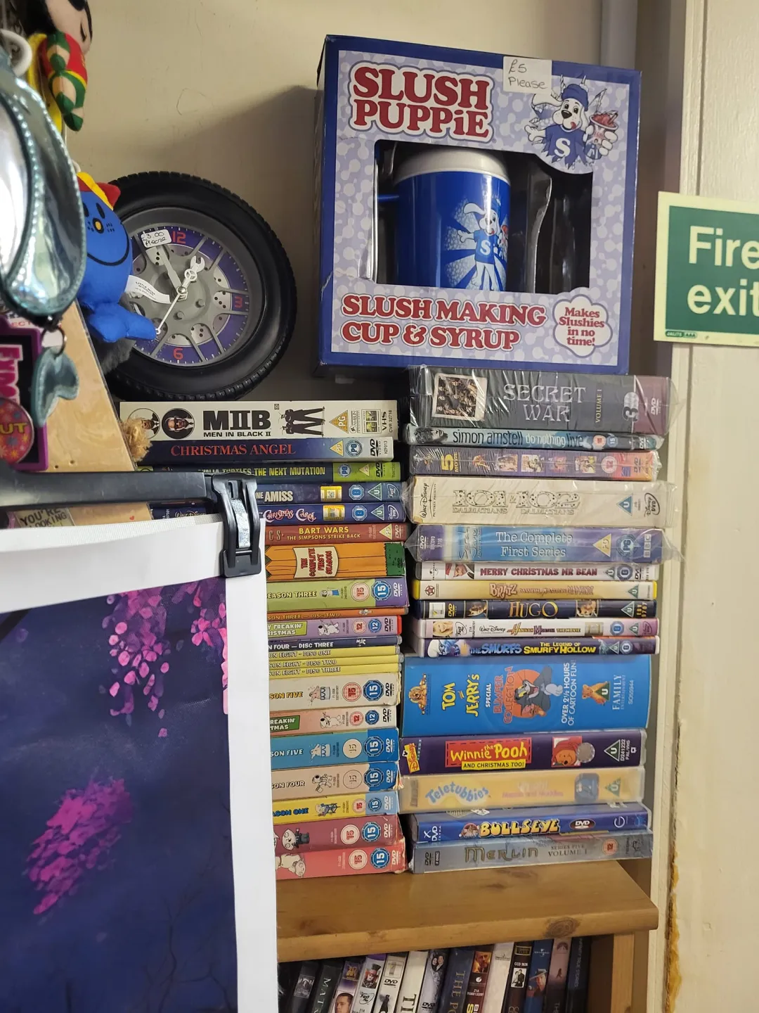 Photo from Jayne's Baby Bank (main page), 13 Jul 2024: Items available tonight 50% off Fill a bag for £10 adults £2 clothes