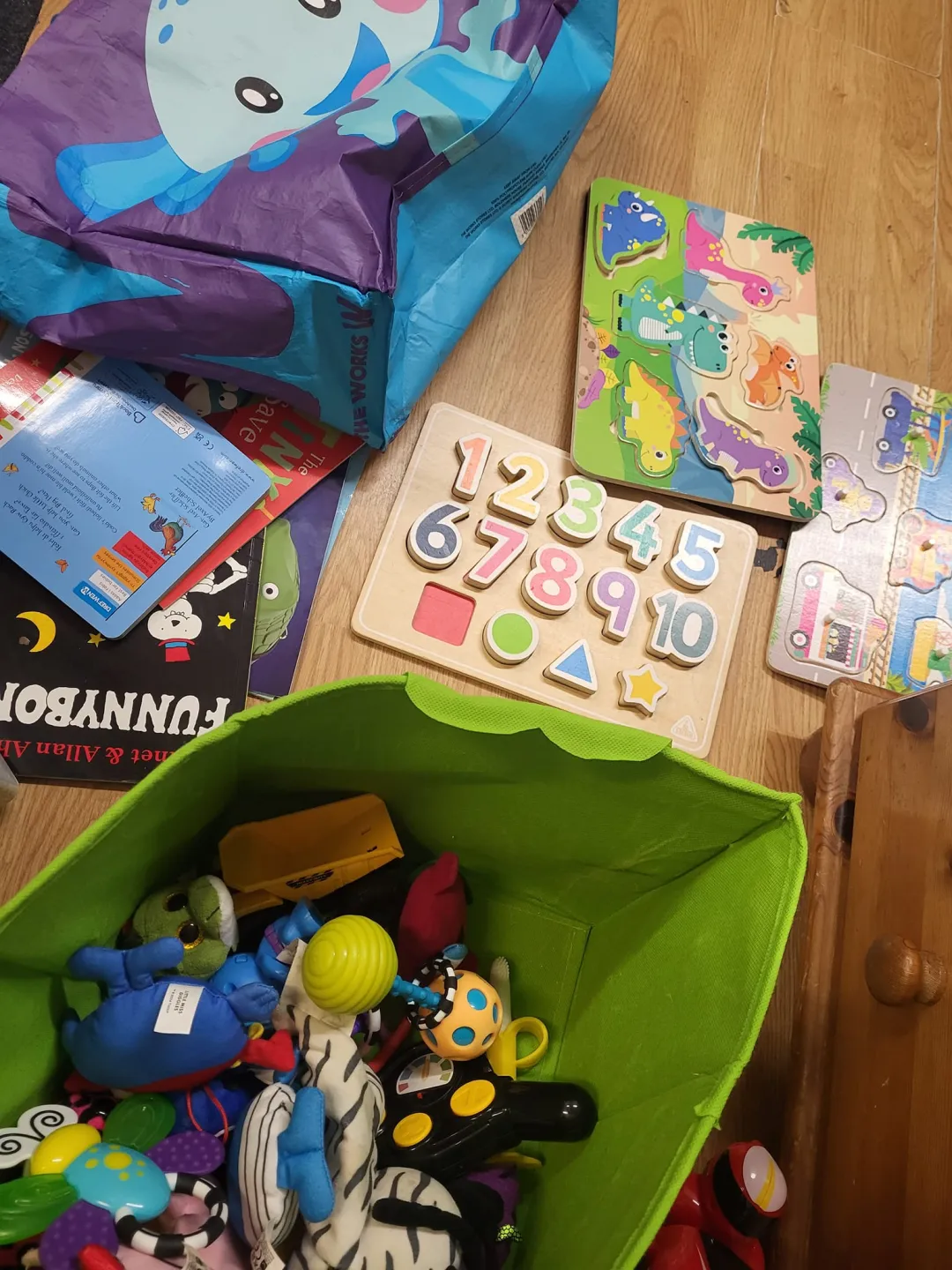Photo from Jayne's Baby Bank (main page), 22 Nov 2024: Lady who brought these in earlier today we are missing 1 Square Shape from 1 jigsaw if you want to check it hasn't fallen out in the house o