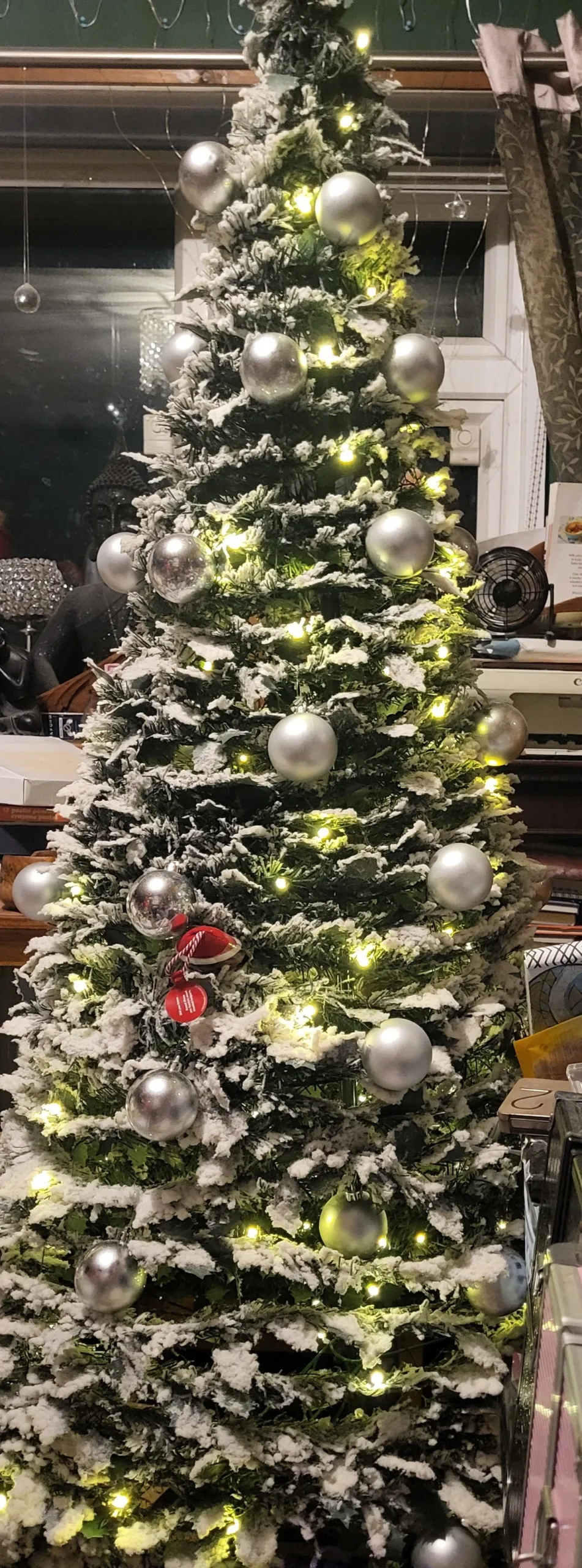Photo from Jayne's Baby Bank (main page), 18 Dec 2025: Pop up tree with lights and box £30 please