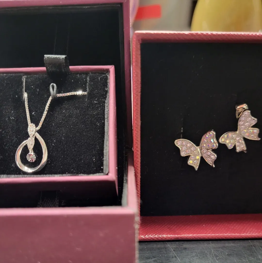 Photo from Jayne's Baby Bank (main page), 14 Feb 2025: Raffle Prize two items £1 per number. Multiple numbers allowed. Pay via bank account or in store on the card machine please. Proceeds go tow