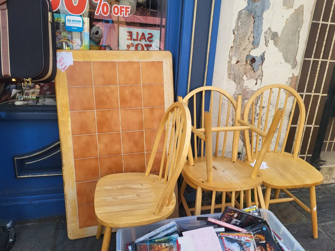 Photo from Jayne's Baby Bank (main page), 16 Jul 2025: Table and chairs SOLD £35 and is off to London to be rehomed! Thank you ♻️