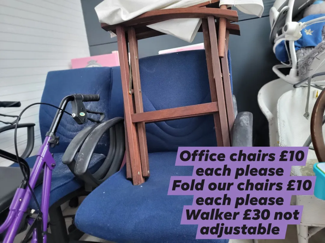 Photo from Jayne's Baby Bank (main page), 31 Dec 2025: Some bits accessible tomorrow from the donation centre if anyone wants to buy these - pay via sum up please - we don't accept cash . Thanks 