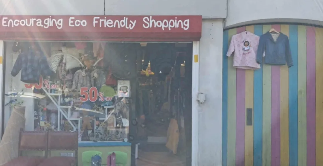 Photo from Jayne's Baby Bank (main page), 16 Feb 2026: The loony bin is saying Risca Roo is closed down. Its not. We never left Risca . We have been in Risca for 5 years this is our 6th of operat