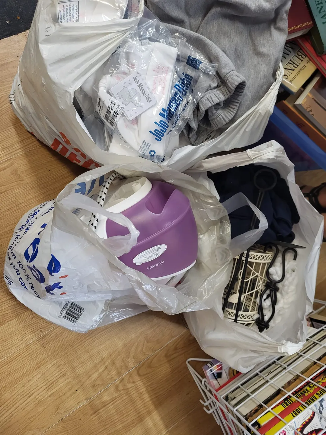 Photo from Jayne's Baby Bank (main page), 14 Sep 2024: Fill a bag for a fivers going out today from our Pontypool pound shop floor!