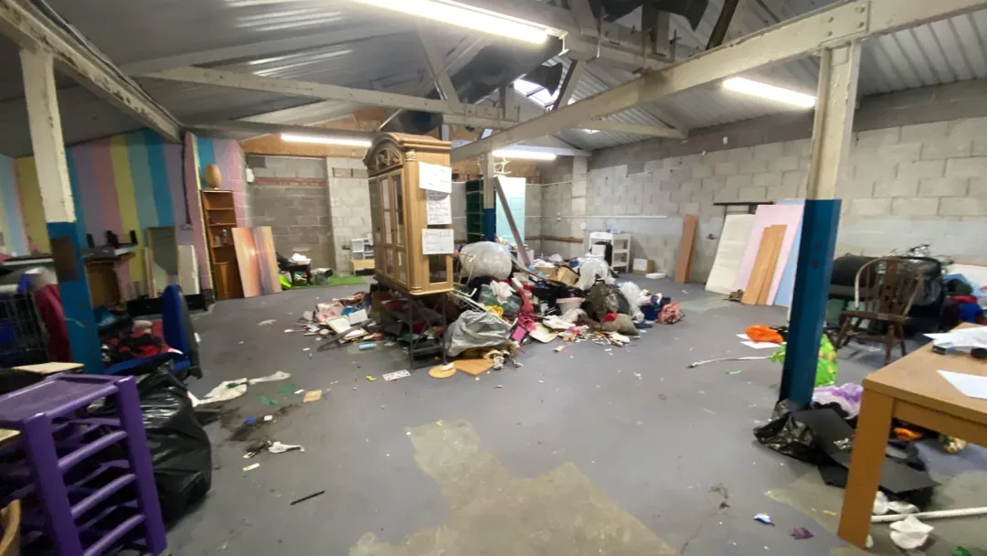 Photo from Jayne's Baby Bank (main page), 8 Dec 2023: Tons left in Big Risca. It all has to go or the landlord with skip it. Please go down and take every thing for free 🙏 Open till 4pm Please d