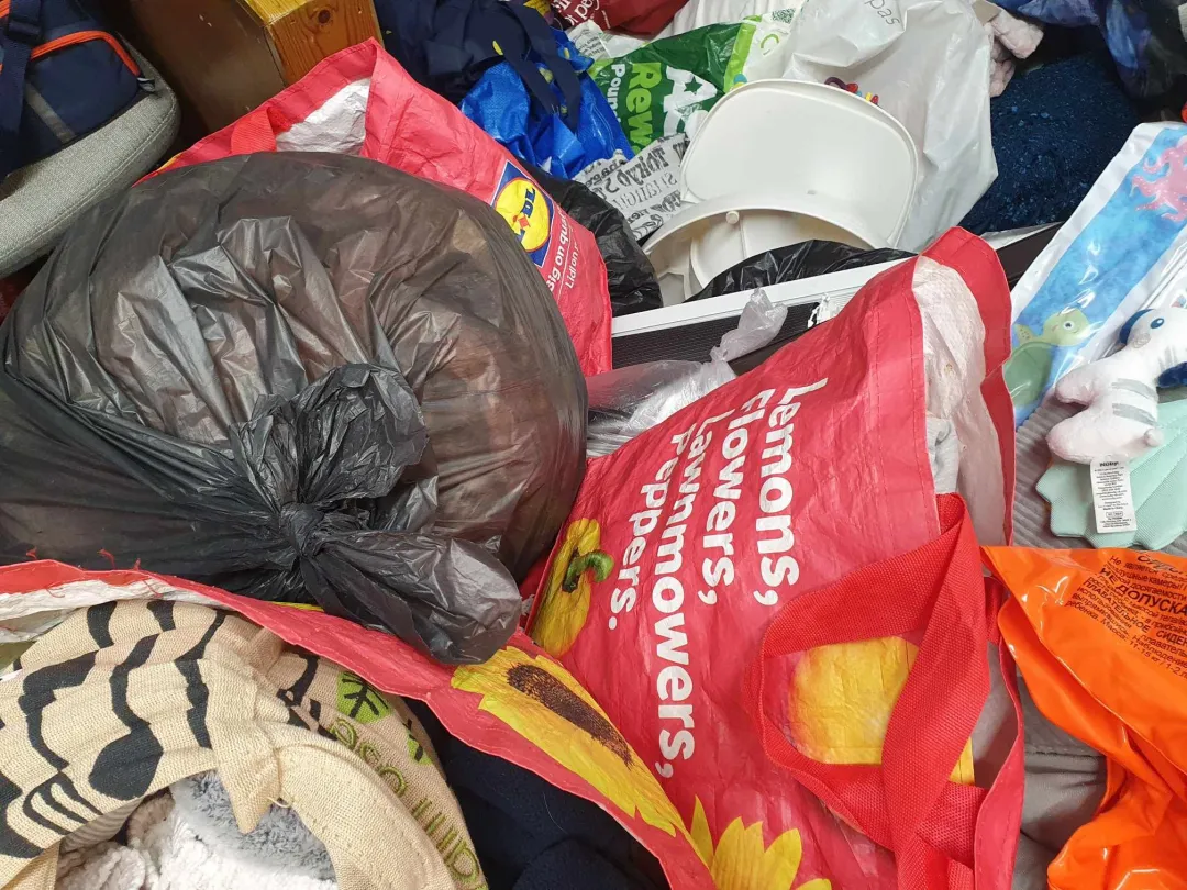 Photo from Jayne's Baby Bank (main page), 3 Jan 2025: ✅️♻️🌎🍼🌏 wtf! You crazy recyclers 👏👏👏👏👏👏👏👏 Well done guys - We will make sure it gets to the right people.
