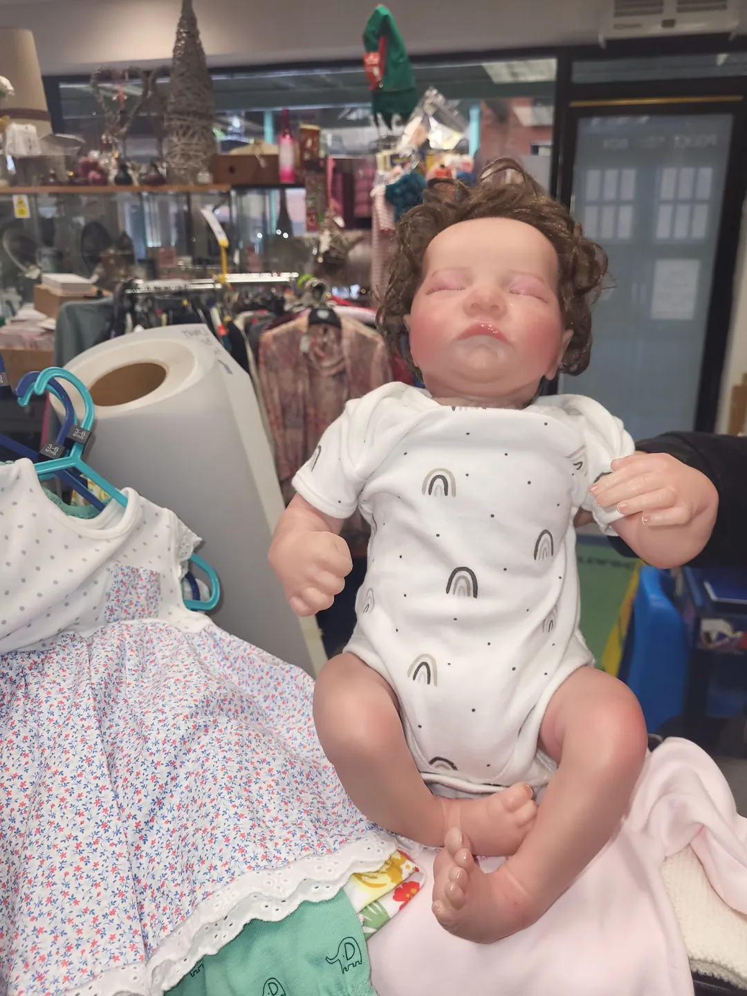 Photo from Jayne's Baby Bank (main page), 25 Mar 2024: Reborn mums welcome in thr shops to help support us :) ♻️🍼🌎🌈 Doll is customers not ours