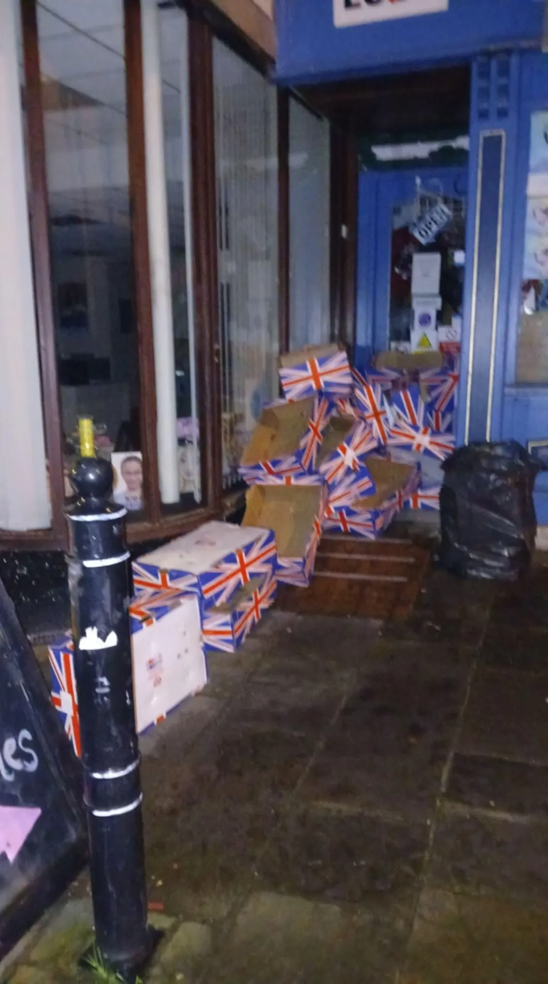 Photo from Jayne's Baby Bank (main page), 8 Nov 2025: So the other night at close of business I did a video saying leave the boxes on the door step alone because we had a trader picking up boxes