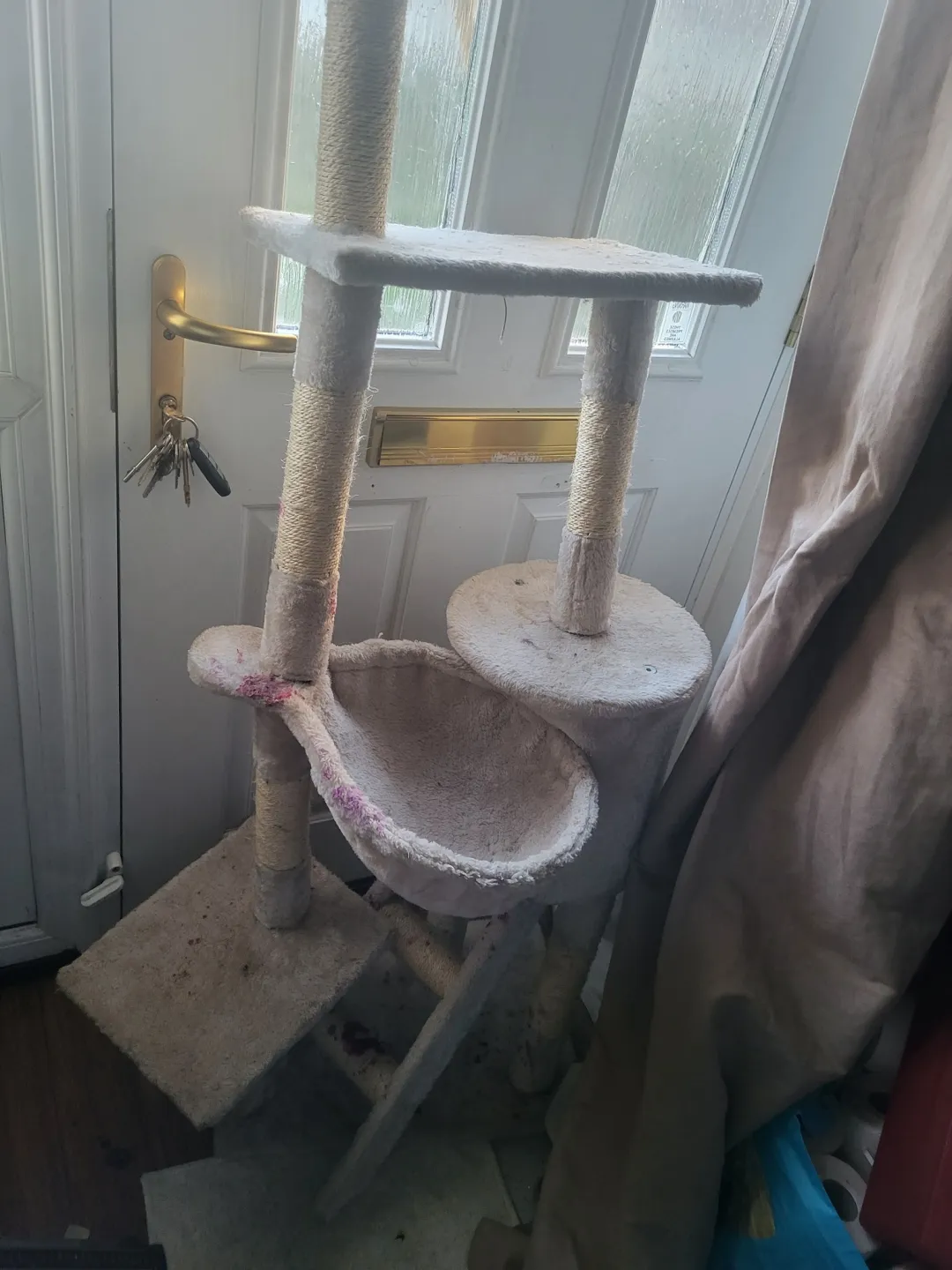 Photo from Jayne's Baby Bank (main page), 6 Dec 2025: Wonky cat stand free pick up np12 - need it gone guys it's a bit marked too
