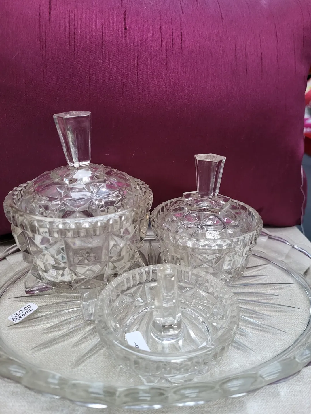 Photo from Jayne's Baby Bank (main page), 24 May 2024: Antique dressing table set ❤️♻️ £30 please