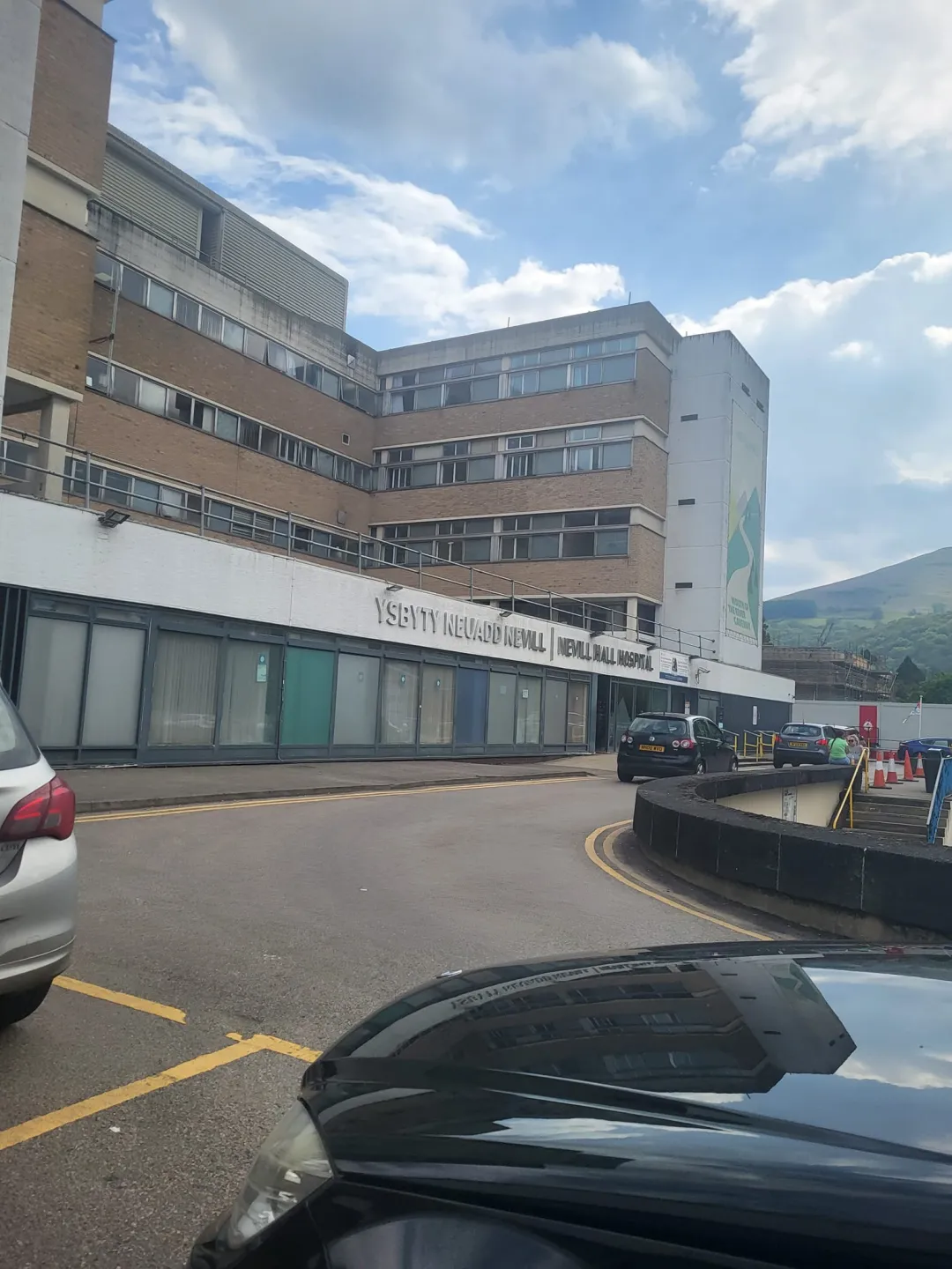 Photo from Jayne's Baby Bank (main page), 7 May 2024: Seeing the consultant about my double knee replacement 🙏🙏🙏🙏 if they scan my hips I may be able to get a rough estimate to what the tumor has