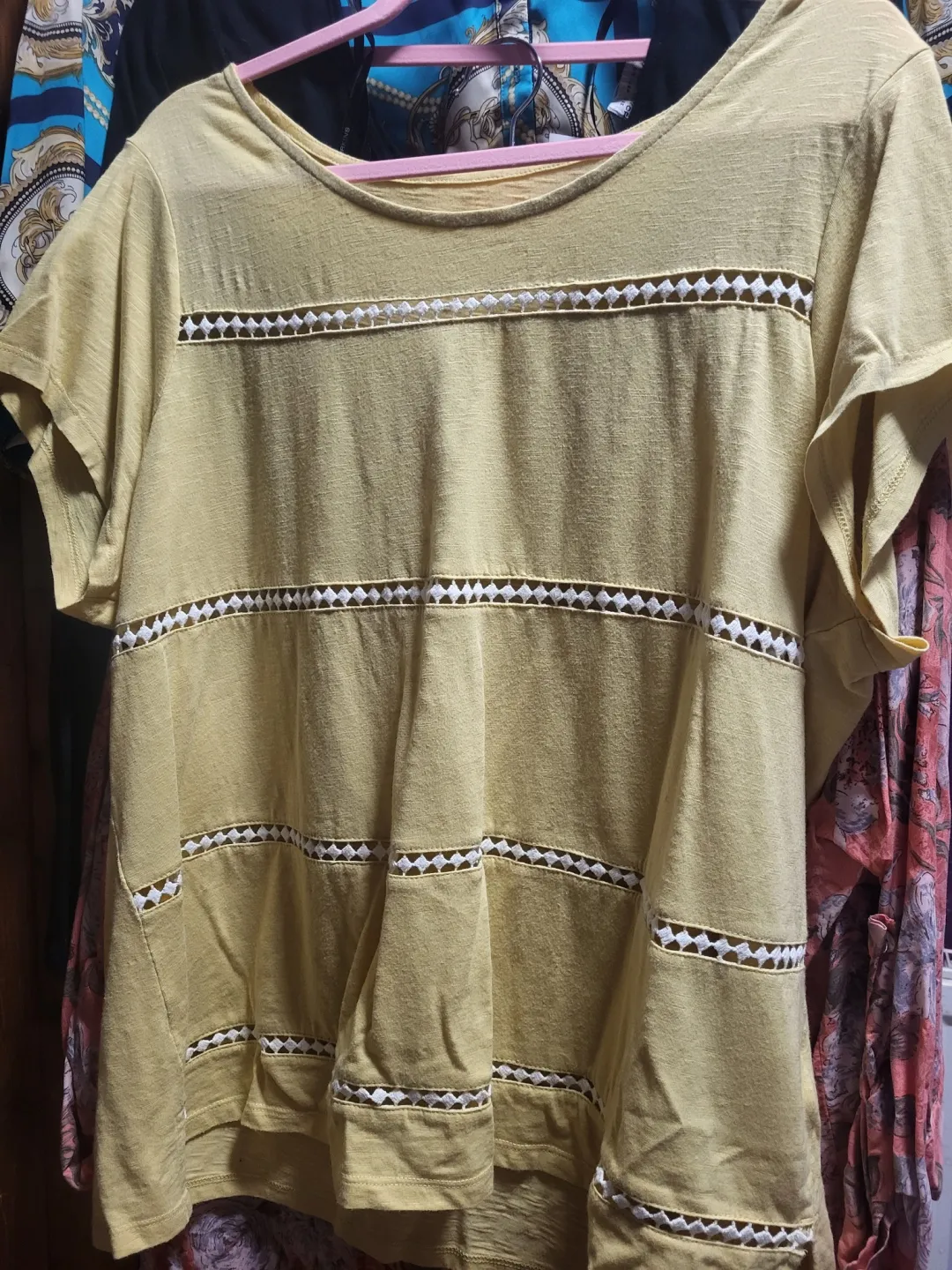 Photo from Jayne's Baby Bank (main page), 23 Nov 2025: M&s size 20 £3 please