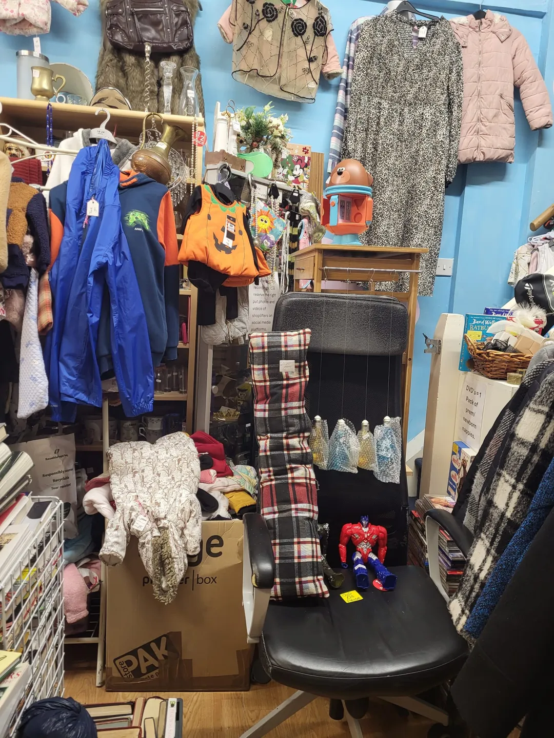 Photo from Jayne's Baby Bank (main page), 16 Oct 2024: New stock at Pontypool shop