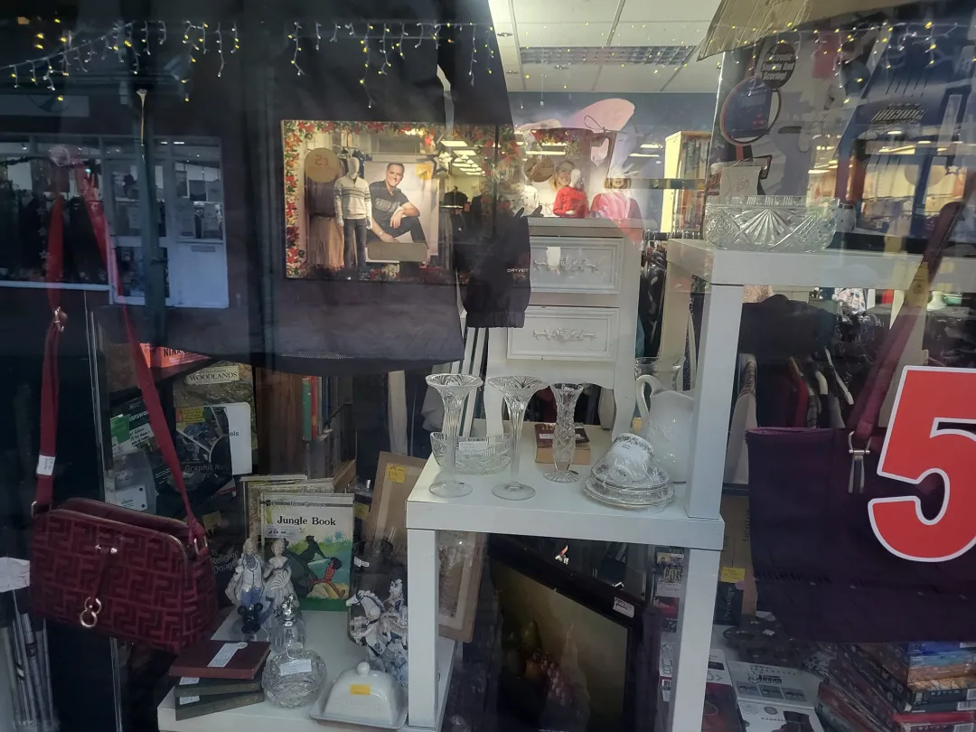 Photo from Jayne's Baby Bank (main page), 9 Dec 2024: 75% discount Blackwood shop tomorrow we can not hold items with or without payment. Card or contactless only we do not take cash payments.