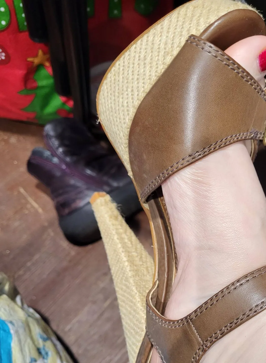 Photo from Jayne's Baby Bank (main page), 29 Jul 2025: New shoes in at the Baby bank! Old shoes have been reduced to £1 a pair new ones will be 75%off the marked price .