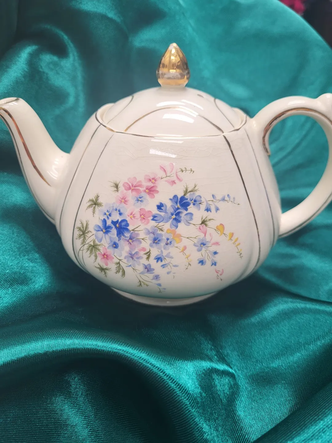 Photo from Jayne's Baby Bank (main page), 30 May 2024: SADLER vintage antique tea pot £50 please