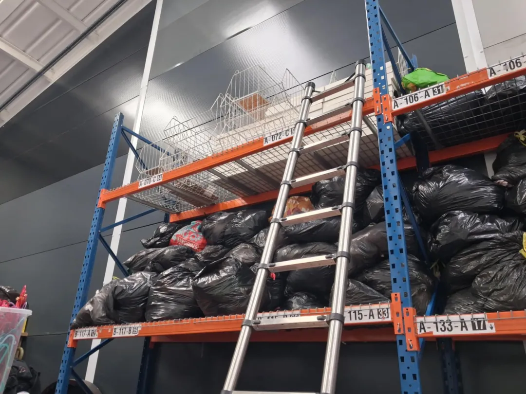 Photo from Jayne's Baby Bank (main page), 1 Jan 2026: 150 bags approx Dan has thrown on the racking today all designer, vintage sport, football shirt and Boutique wear - thank you so much