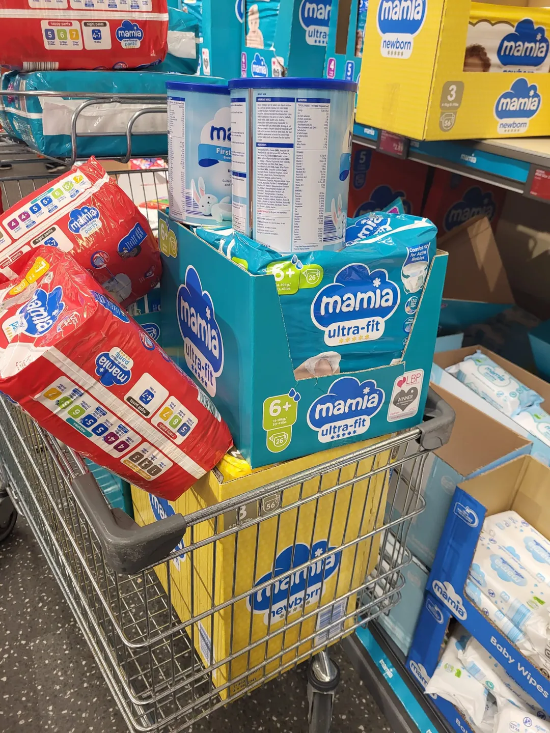 Photo from Jayne's Baby Bank (main page), 9 Dec 2023: Volunteers for Brynmawr and Sarah and Vicky who are our managers we are aiming to be there at 11:30am with the first van full of shelving an