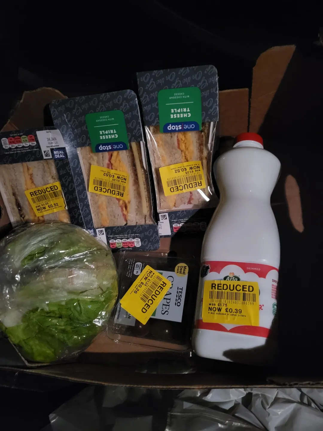 Photo from Jayne's Baby Bank (main page), 24 Jan 2024: One of our volunteers picked this up tonight. It was a cancelled good to go box. Like I said if you don't buy the good to go boxes we get th