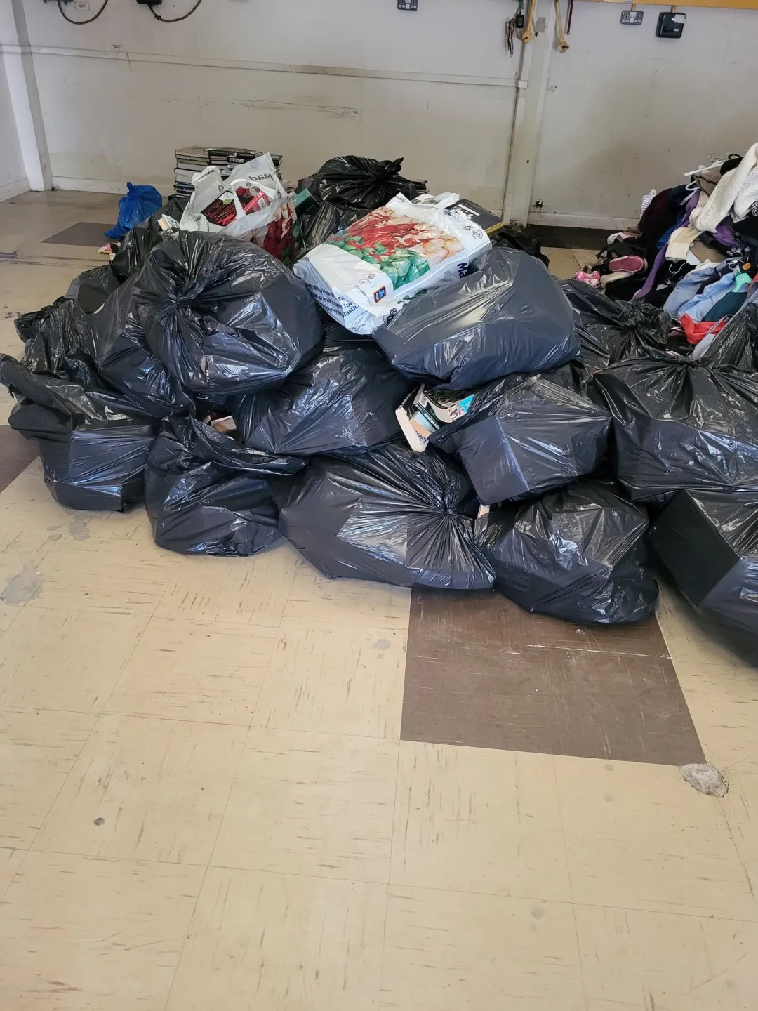 Photo from Jaynesbabybank Registered - cic, 11 Oct 2026: Massive thank you to P1 landlord and his family helping us remove and transport the rest of P1 stock to our new warehouse - we really apprec