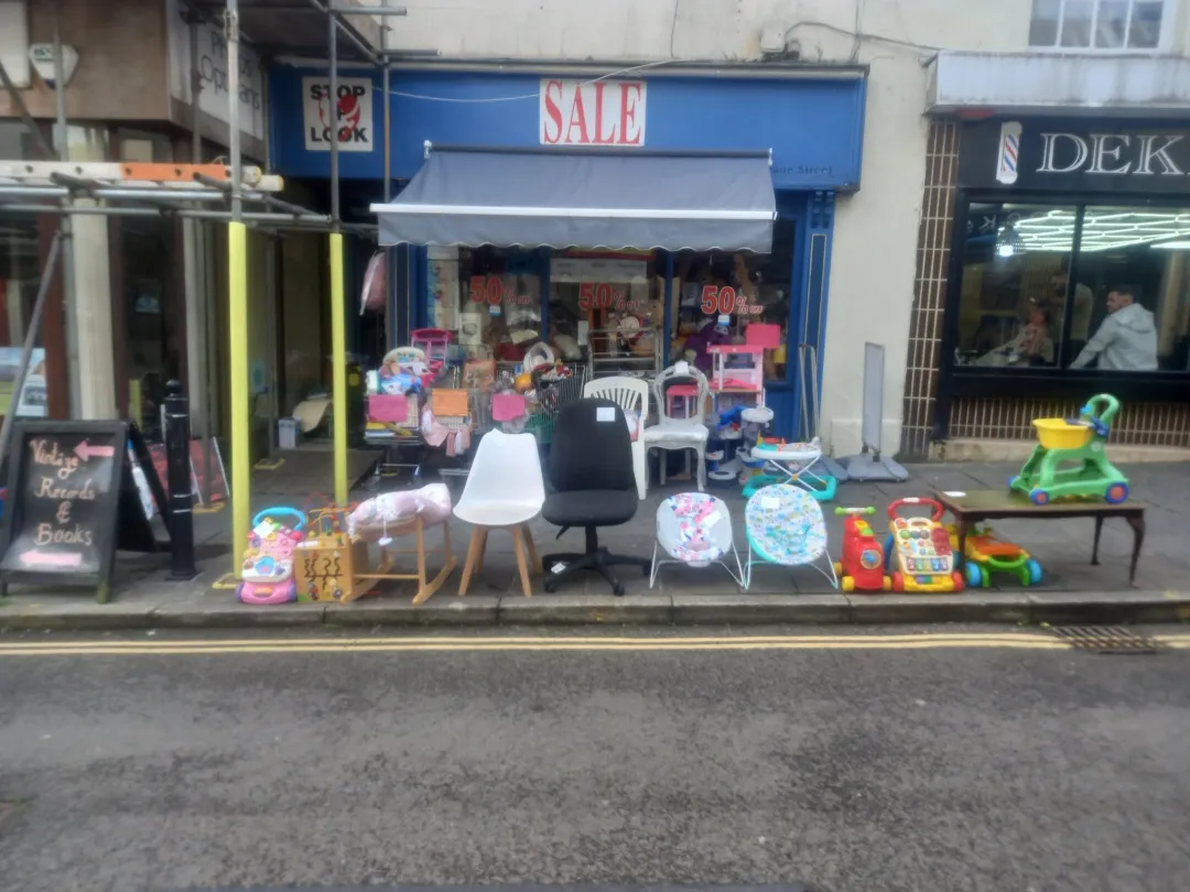 Photo from Jaynesbabybank Registered - cic: One of the haters on the malicious groups was interested in the white chair for £1 . Yes come and get it we won't hold it against you that y
